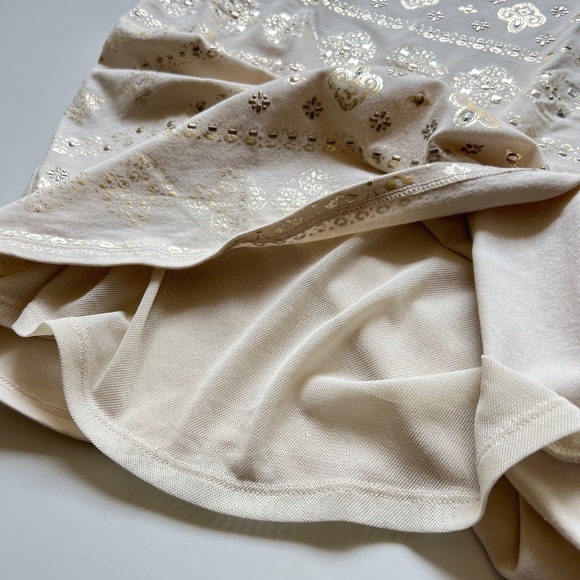 White House Black Market | Design Tee - Picture 6 of 6